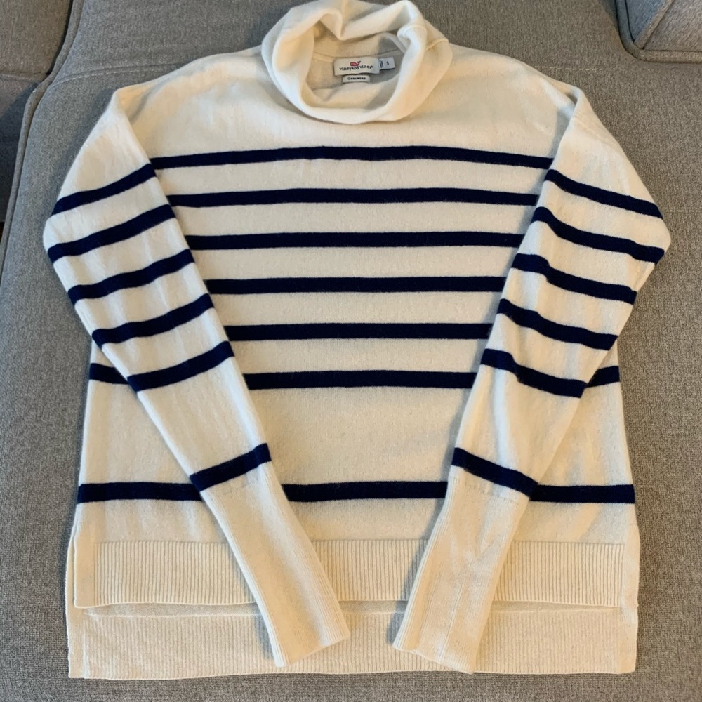 Vineyard Vines 100% Cashmere Sweater